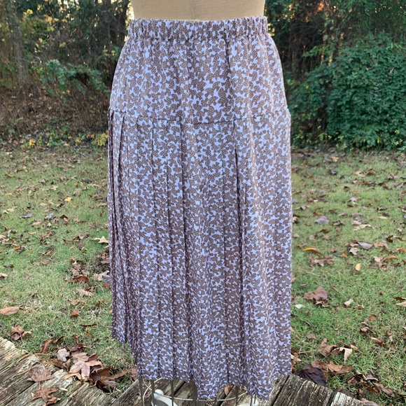 Vintage Pleated Mushroom Skirt - Picture 12 of 13